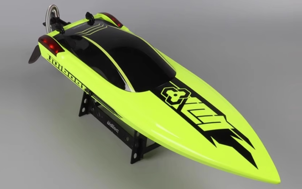 UDIRC UDI018 High Speed Remote Control Boat Green