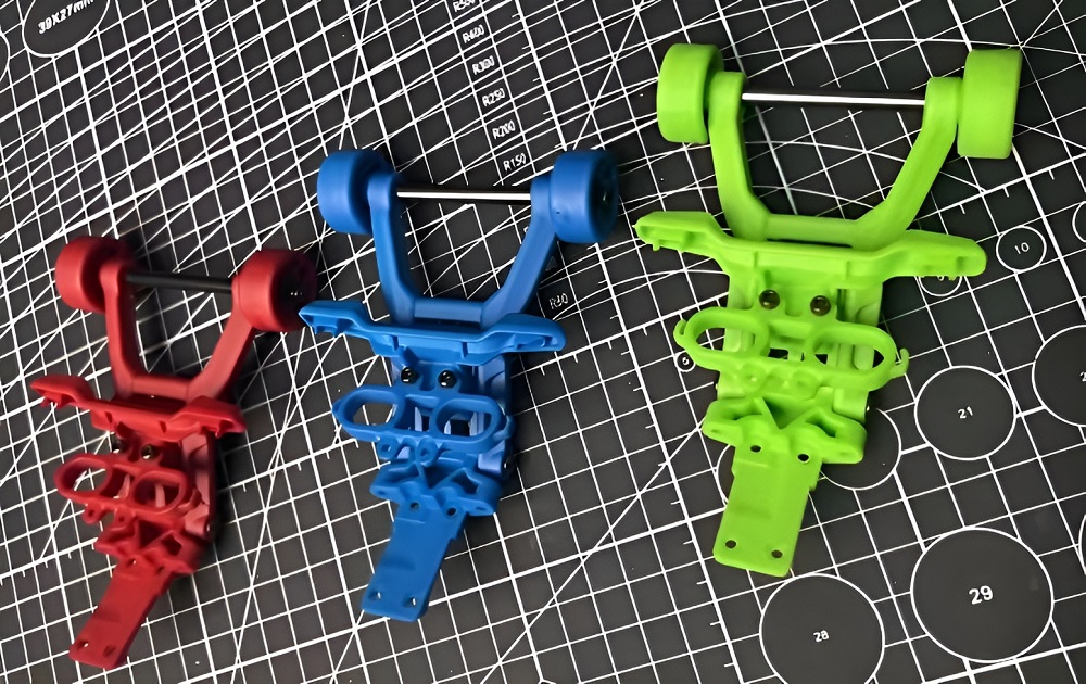 UDIRC UD16 RC Car Upgrade Parts Upper Wheel Red Blue Green Overview P16-039A