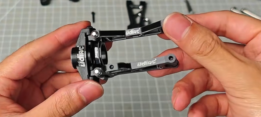 UDIRC UD1610S Upgrade Parts Upper Swing Arms Overview